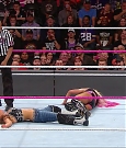 WWE_TLC_2017_PPV_720p_WEB_h264-HEEL_mp4_003422283.jpg