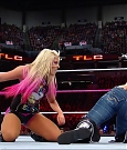 WWE_TLC_2017_PPV_720p_WEB_h264-HEEL_mp4_003440441.jpg