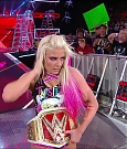 WWE_TLC_2017_PPV_720p_WEB_h264-HEEL_mp4_003721839.jpg