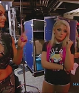 WWE_Total_Divas_S07E01_HDTV_2017-11-01_720p_AVCHD-SC-SDH_mp4_002092346.jpg