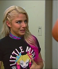 WWE_Total_Divas_S07E02_HDTV_2017-11-08_720p_AVCHD-SC-SDH_mp4_002002555.jpg