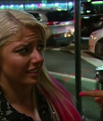 total_divas_s07e08_720p_web_x264-tbs_mkv_001422679.jpg