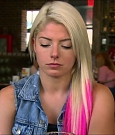 total_divas_s07e08_720p_web_x264-tbs_mkv_001736957.jpg