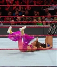 wwe_raw_2017_05_22_720p_hdtv_x264-kyr_mkv_006422276.jpg