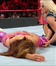 wwe_raw_2017_05_22_720p_hdtv_x264-kyr_mkv_006494265.jpg