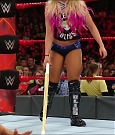 wwe_raw_2017_05_22_720p_hdtv_x264-kyr_mkv_006572496.jpg