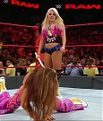 wwe_raw_2017_05_22_720p_hdtv_x264-kyr_mkv_006574073.jpg