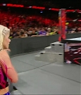 wwe_raw_2017_05_22_720p_hdtv_x264-kyr_mkv_006606326.jpg