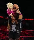 wwe_raw_2017_09_18_720p_hdtv_x264-kyr_mkv_000899115.jpg