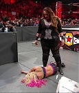 wwe_raw_2017_09_18_720p_hdtv_x264-kyr_mkv_000943916.jpg