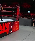 wwe_raw_2017_10_30_720p_hdtv_x264-kyr_mkv_007182199.jpg