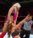 wwe_raw_2017_10_30_720p_hdtv_x264-kyr_mkv_007224162.jpg