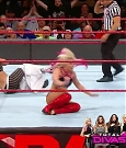 wwe_raw_2017_10_30_720p_hdtv_x264-kyr_mkv_007239356.jpg