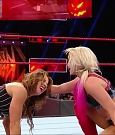 wwe_raw_2017_10_30_720p_hdtv_x264-kyr_mkv_007432706.jpg