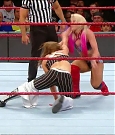 wwe_raw_2017_10_30_720p_hdtv_x264-kyr_mkv_007434776.jpg