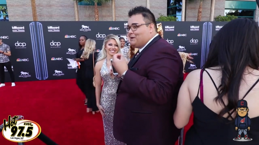 2019_Billboard_Awards_HeavyWeight_talks_wWWEs_Alexa_Bliss_060.jpeg