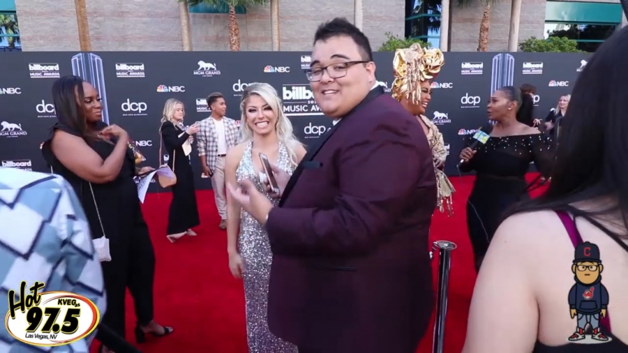 2019_Billboard_Awards_HeavyWeight_talks_wWWEs_Alexa_Bliss_094.jpeg