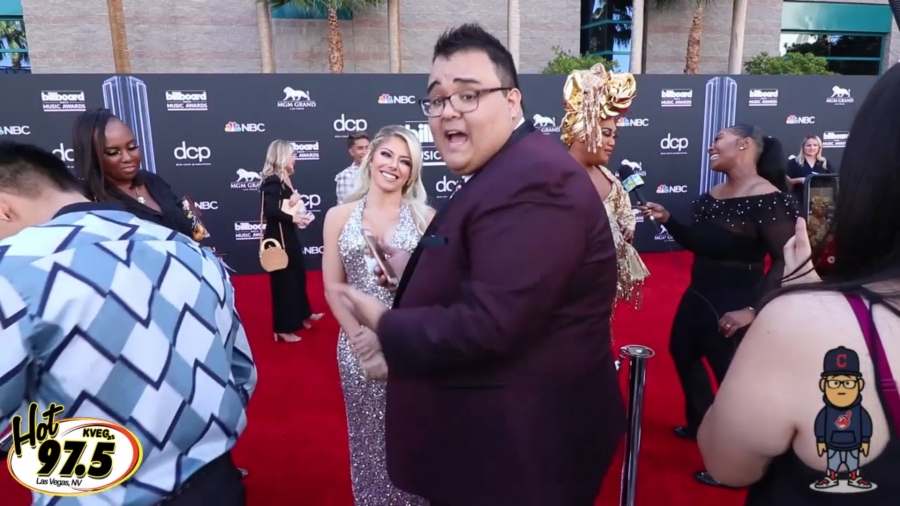 2019_Billboard_Awards_HeavyWeight_talks_wWWEs_Alexa_Bliss_098.jpeg