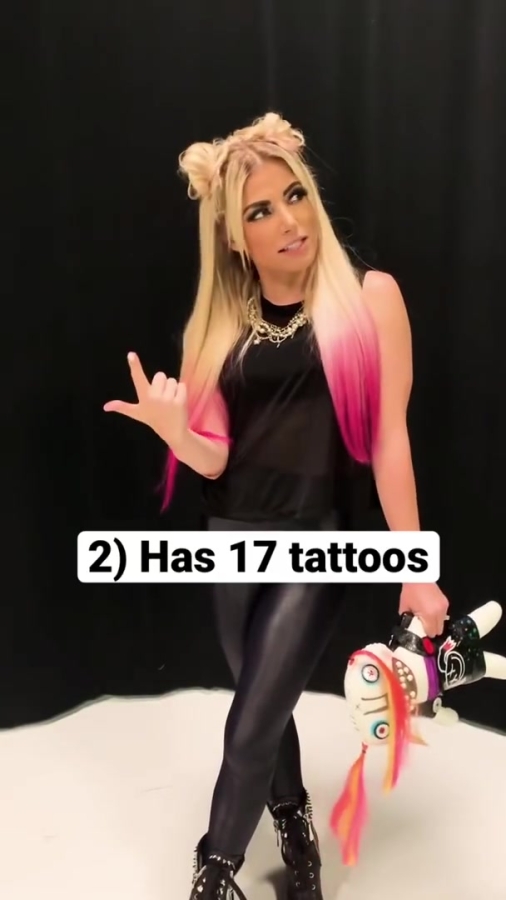 5_Facts_about_Alexa_Bliss__Short_24.jpg