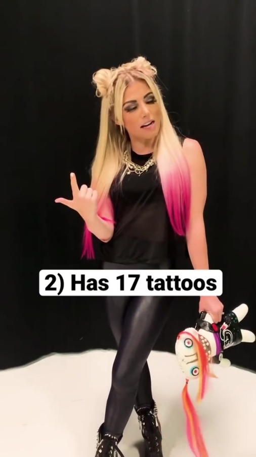 5_Facts_about_Alexa_Bliss__Short_25.jpg