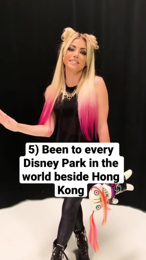 5_Facts_about_Alexa_Bliss__Short_47.jpg