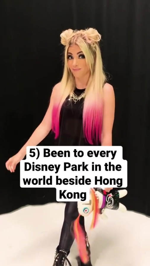 5_Facts_about_Alexa_Bliss__Short_53.jpg