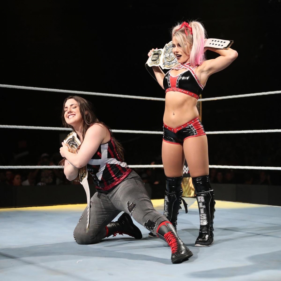 AlexaBliss_WWE-1173597263379206148-20190916_085926-img1.jpg