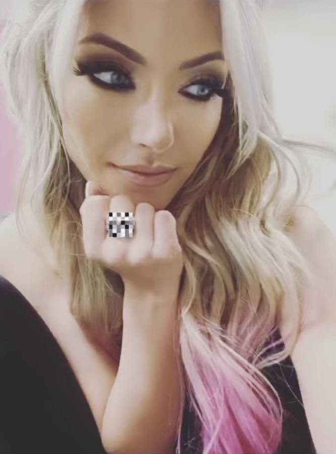 AlexaBliss_WWE-1525617415706533896-20220514_182151-img1.jpg