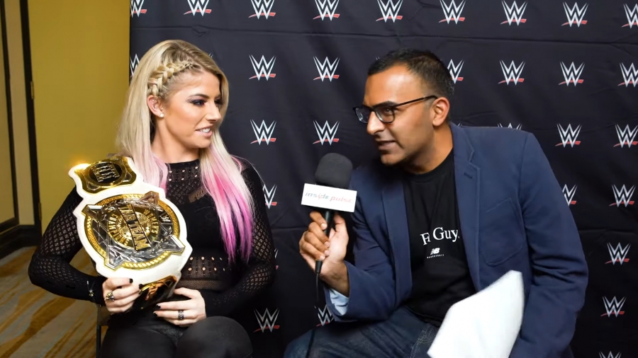 Alexa_Bliss_Interview_-_Summerslam_2019_021.jpeg