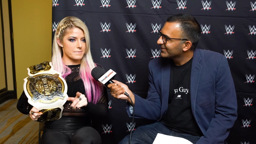 Alexa_Bliss_Interview_-_Summerslam_2019_031.jpeg