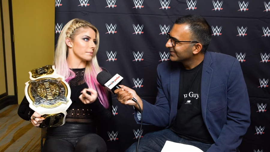 Alexa_Bliss_Interview_-_Summerslam_2019_032.jpeg