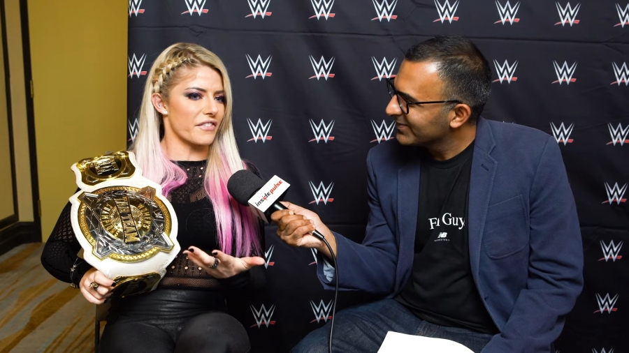 Alexa_Bliss_Interview_-_Summerslam_2019_040.jpeg