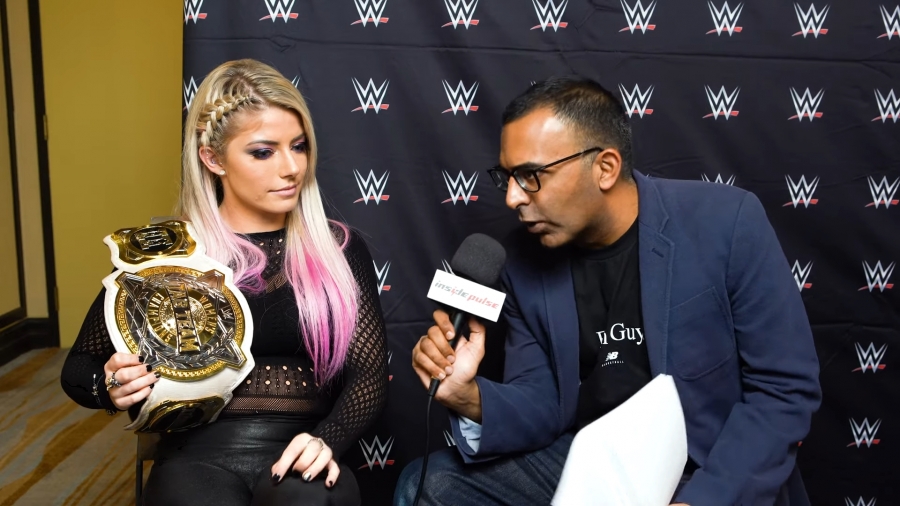 Alexa_Bliss_Interview_-_Summerslam_2019_074.jpeg