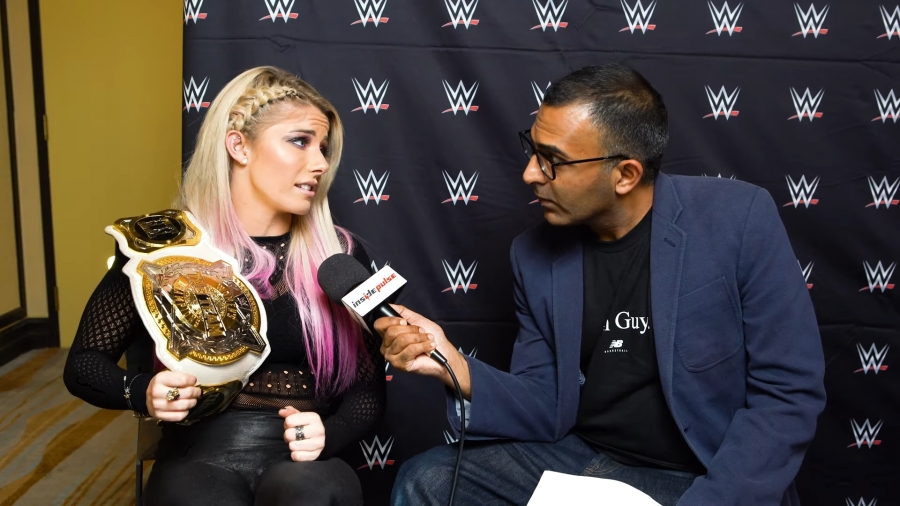 Alexa_Bliss_Interview_-_Summerslam_2019_100.jpeg