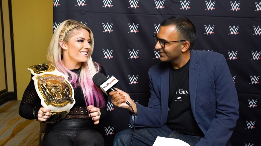 Alexa_Bliss_Interview_-_Summerslam_2019_108.jpeg