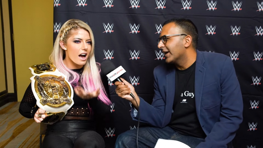 Alexa_Bliss_Interview_-_Summerslam_2019_118.jpeg