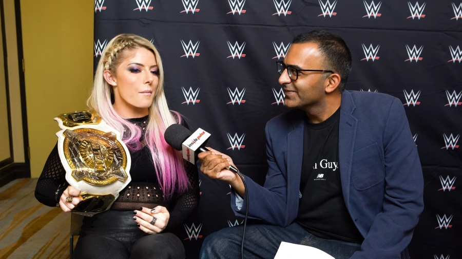 Alexa_Bliss_Interview_-_Summerslam_2019_123.jpeg