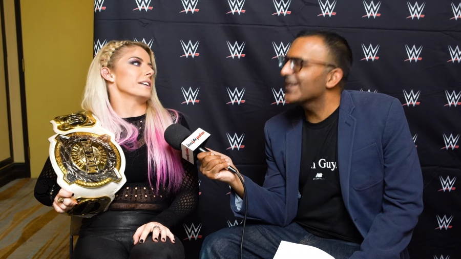 Alexa_Bliss_Interview_-_Summerslam_2019_130.jpeg