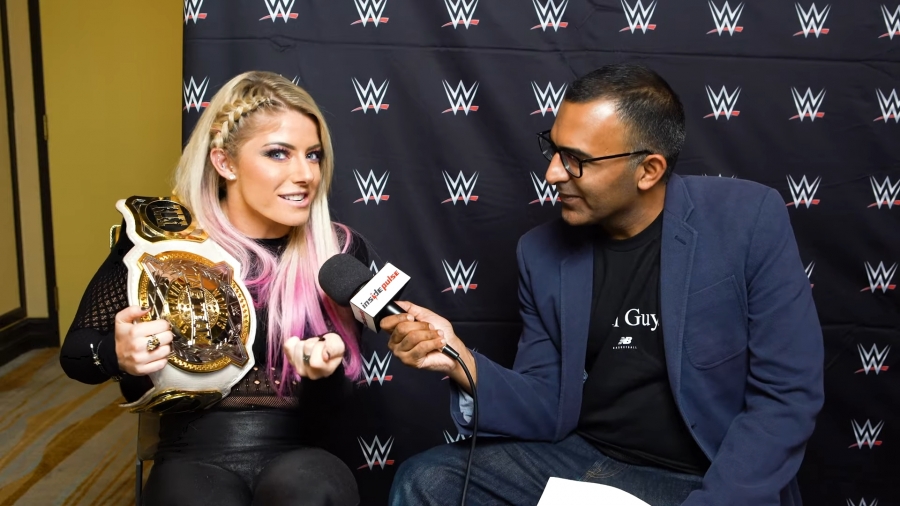 Alexa_Bliss_Interview_-_Summerslam_2019_137.jpeg