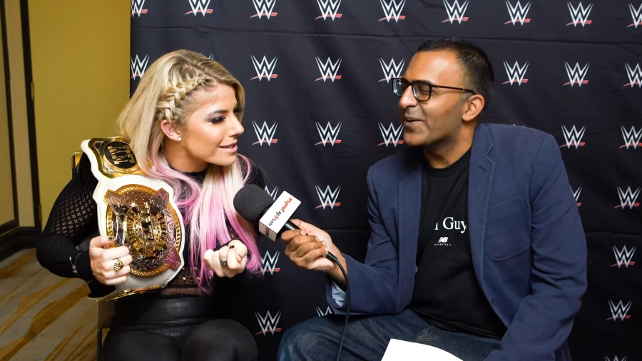 Alexa_Bliss_Interview_-_Summerslam_2019_138.jpeg