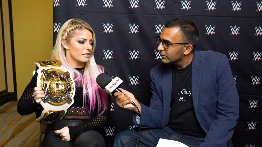 Alexa_Bliss_Interview_-_Summerslam_2019_142.jpeg