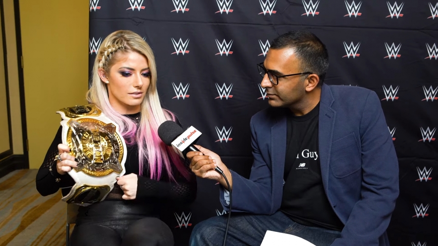 Alexa_Bliss_Interview_-_Summerslam_2019_149.jpeg