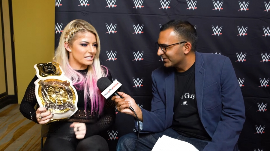 Alexa_Bliss_Interview_-_Summerslam_2019_173.jpeg