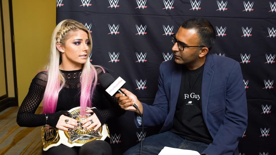 Alexa_Bliss_Interview_-_Summerslam_2019_225.jpeg