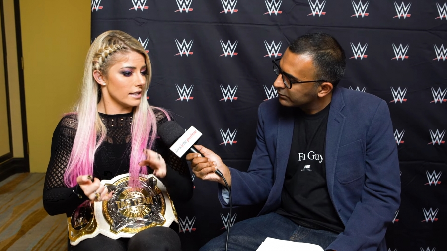 Alexa_Bliss_Interview_-_Summerslam_2019_233.jpeg