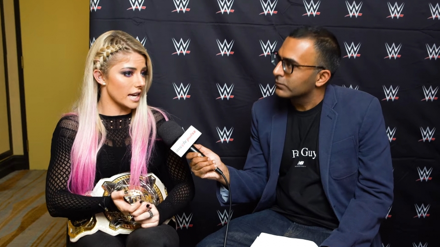 Alexa_Bliss_Interview_-_Summerslam_2019_236.jpeg