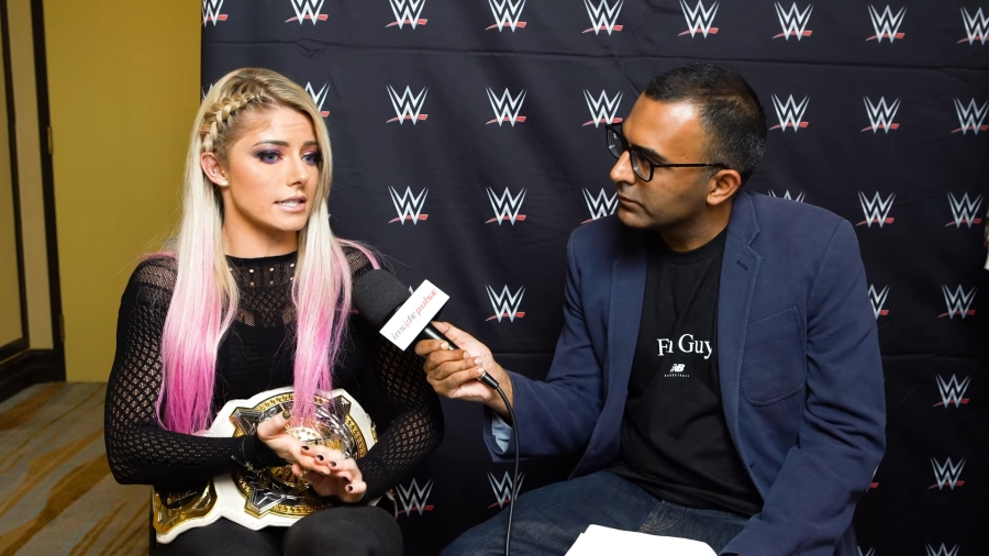 Alexa_Bliss_Interview_-_Summerslam_2019_237.jpeg