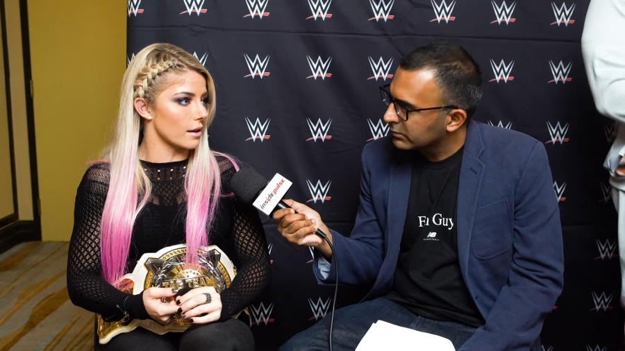 Alexa_Bliss_Interview_-_Summerslam_2019_248.jpeg