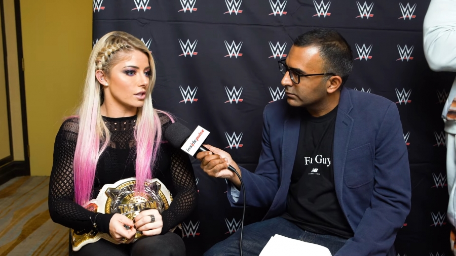 Alexa_Bliss_Interview_-_Summerslam_2019_249.jpeg