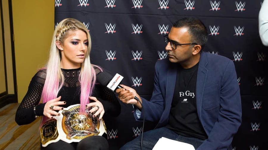 Alexa_Bliss_Interview_-_Summerslam_2019_250.jpeg